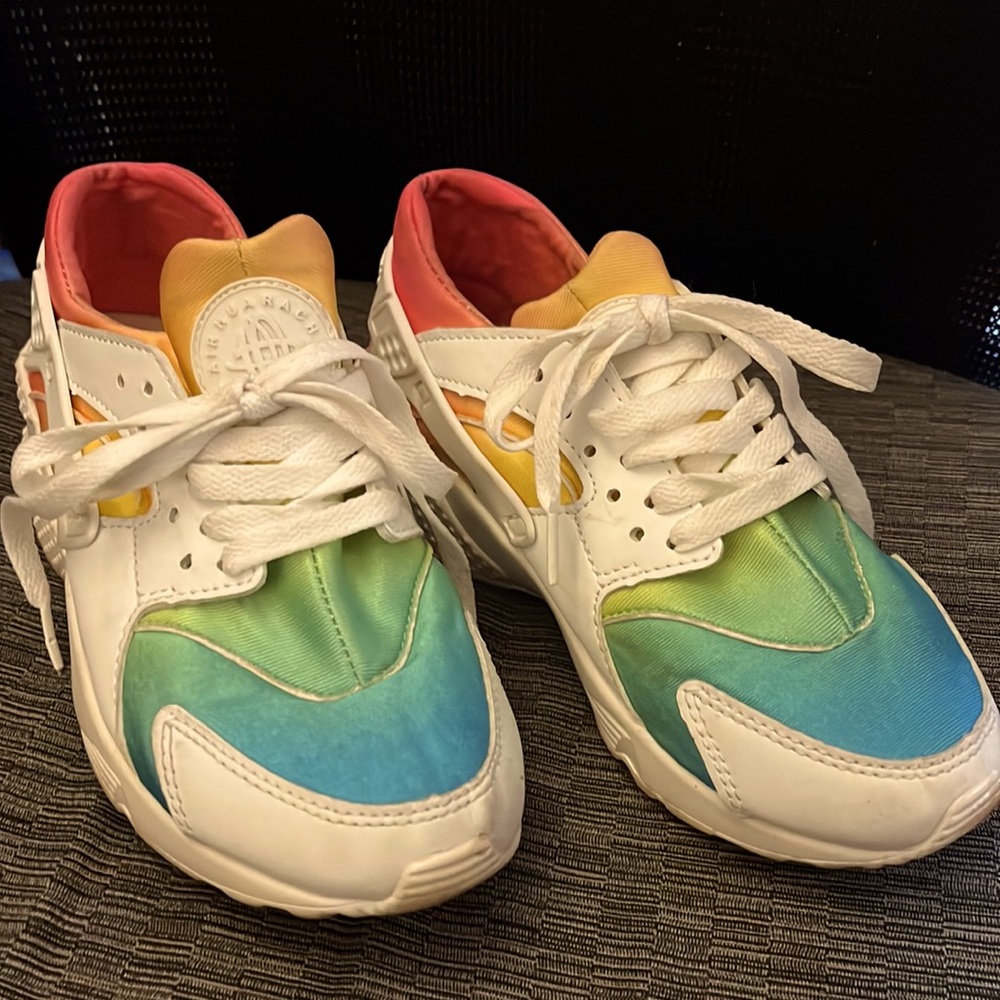 🌈Rainbow Sneakers🌈 Nike Air Huarache Custom